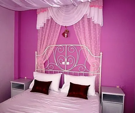 Atalos Hotel 3*