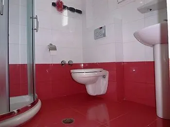 Hotel Atalos Kamari (Santorini)